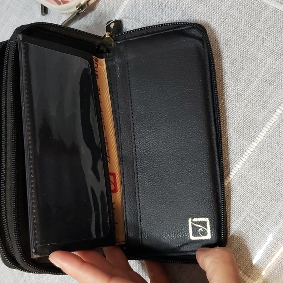 Stone Mountain Wallet Purse - Picture 7 of 13